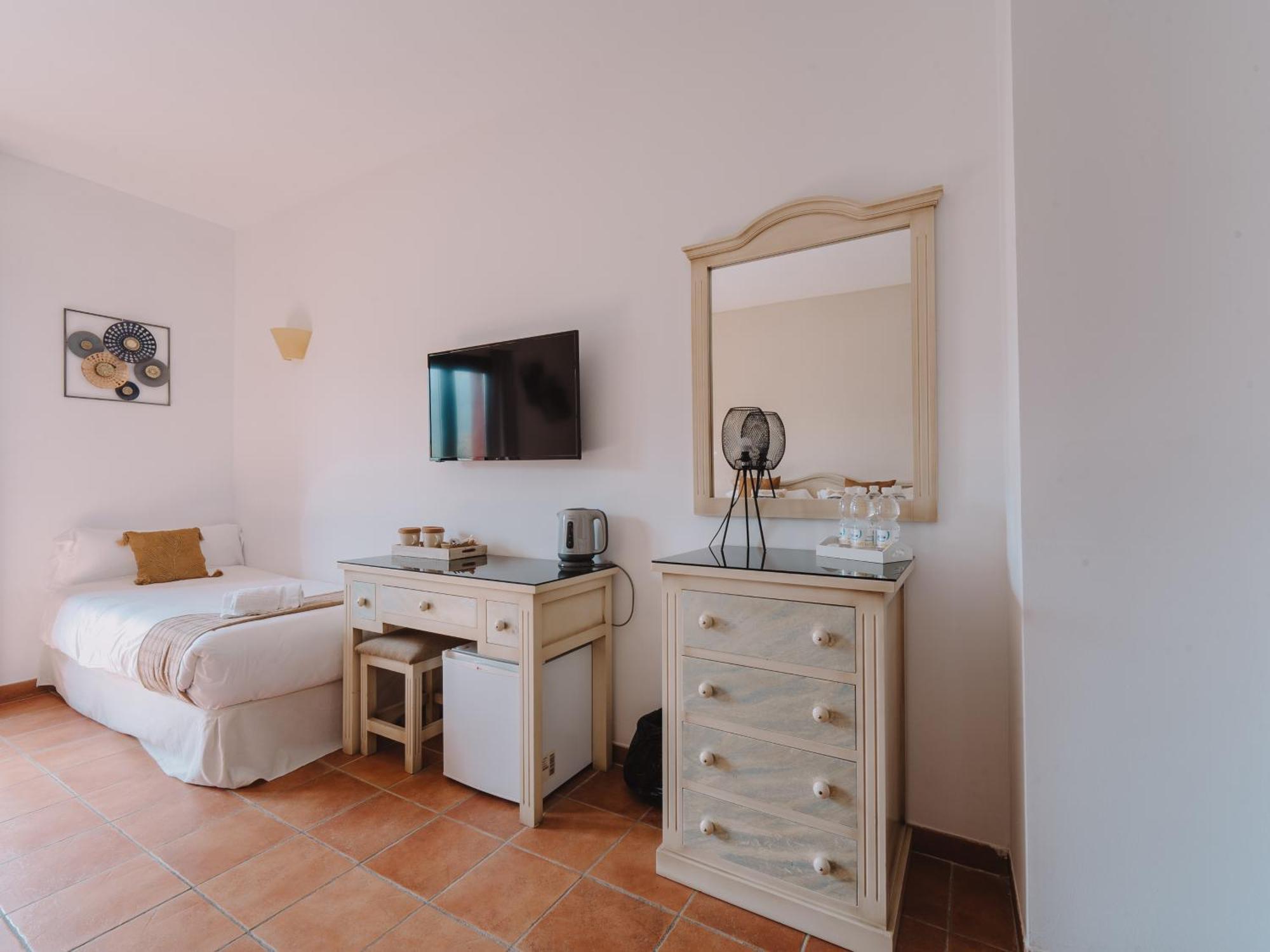 Hotel Boutique Cerro Del Sol Adults Only Recommended Cenes De La Vega Exterior foto
