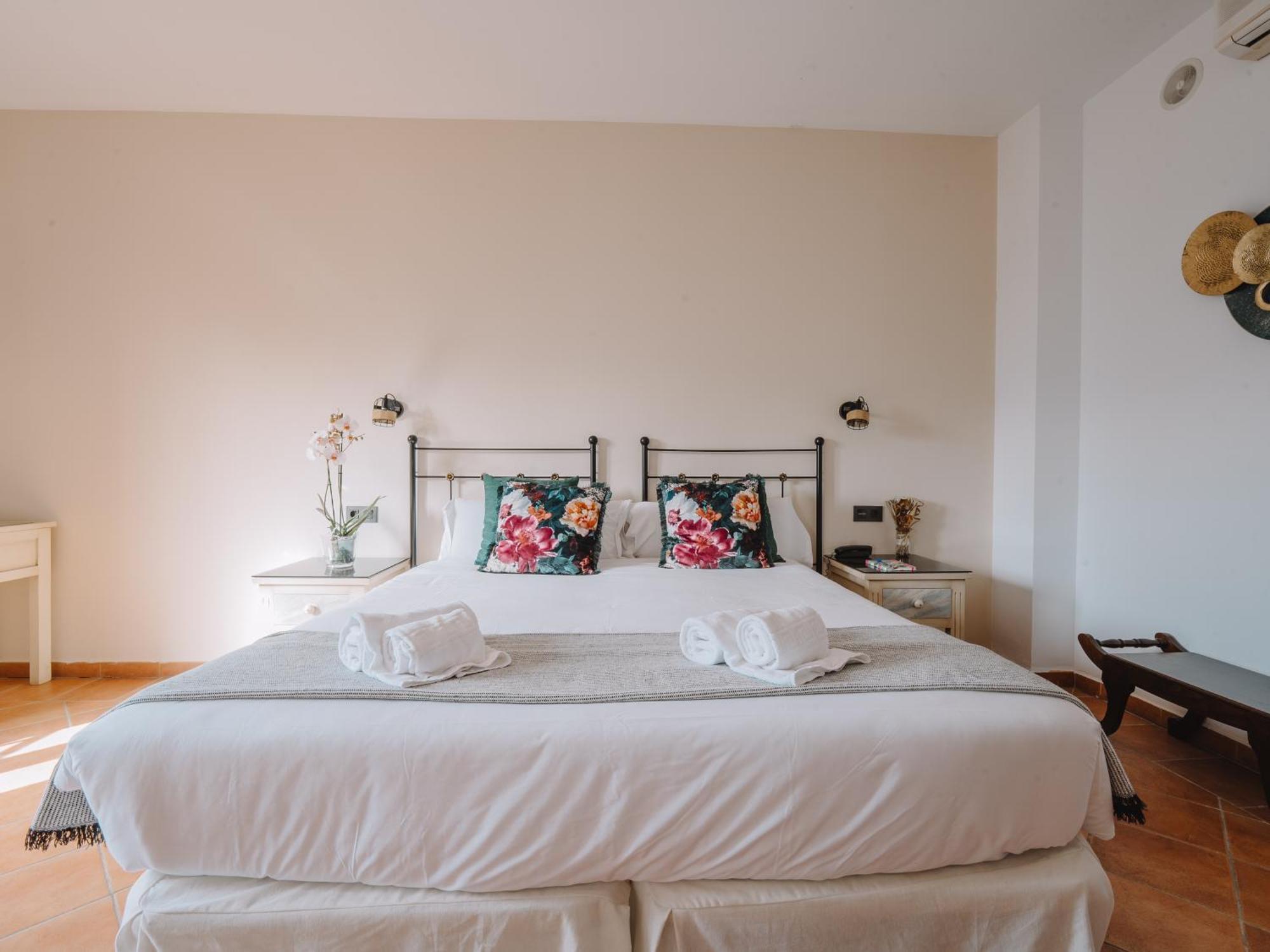 Hotel Boutique Cerro Del Sol Adults Only Recommended Cenes De La Vega Exterior foto